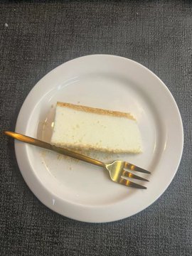 どんなに辛い日々でも、必ず過ぎ去ります。粘り強く努力すれば、必ず陽の光を見ることができるでしょう☀️