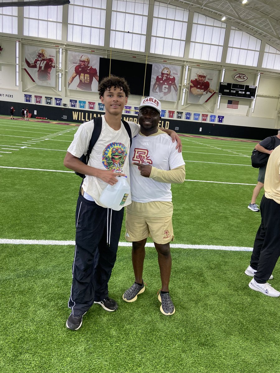 TysonMangual27's tweet photo. Had a great time at BC today, thankful for the opportunity to learn from a college coaching staff.
@coachc_rob @MButlerBCFB 
@JPWalters4 @martin_manson3 @Coach_Ander5on https://t.co/Yc6l0t8fmZ