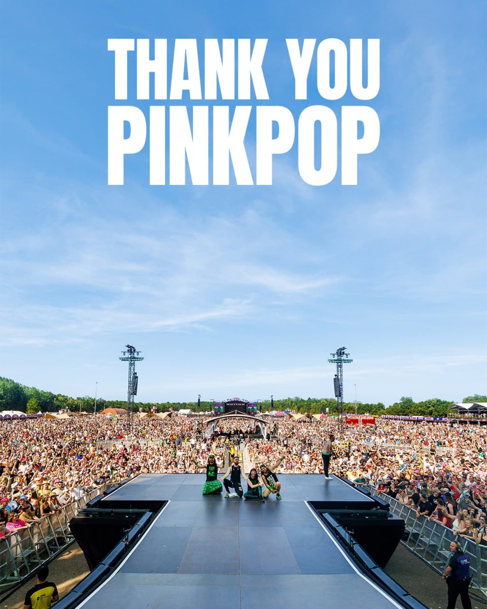 PINKPOP! Thanks for bringin' sexy back with us (yeah)! 💦
 📷 Niek van de Vondervoort