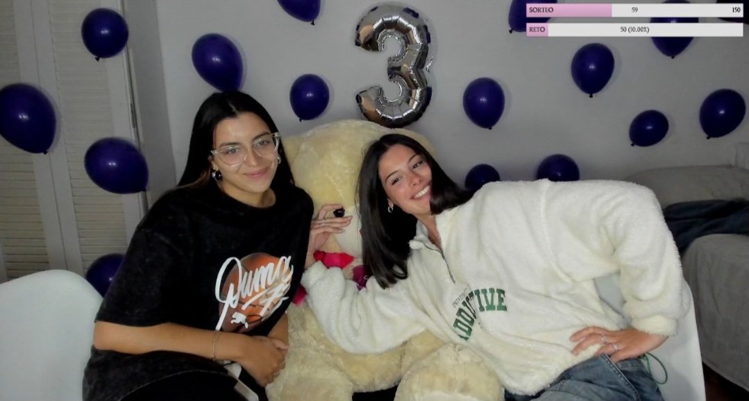 Encuentren al oso🤣 
El que sufrió más bullying en el fandom🤣