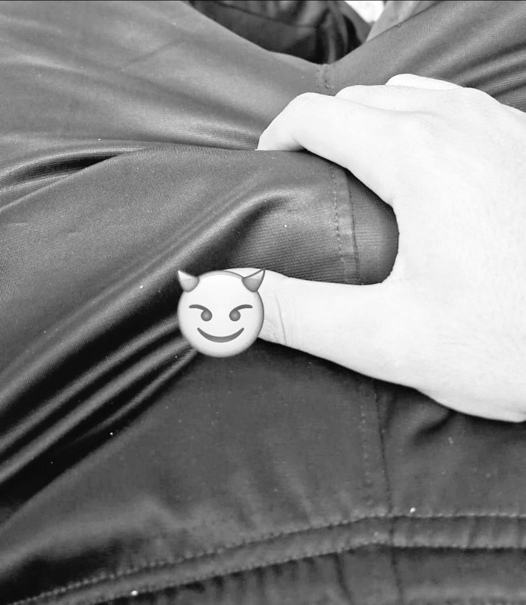 elfro23's tweet photo. @ScarlettMdoza Like y me la saco en dm https://t.co/REd3as773I