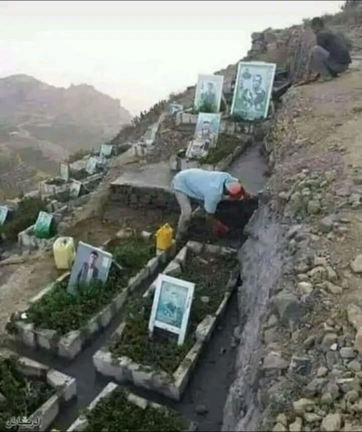 الحمدي قلع القات وغرس بن
و عفاش قلع البن وغرس قات
و الحوثي قلع البن والقات وغرس الموالعه🙁🫥😅