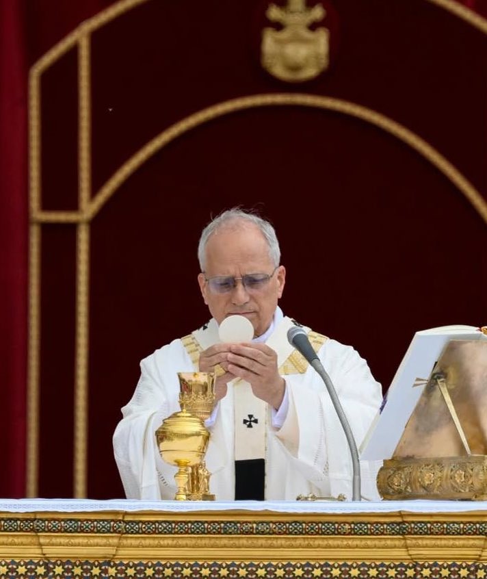 Sachinettiyil's tweet photo. “Christ is God’s answer to our human hunger, because his Body is the bread of eternal life.”

Pope Leo XIV

Image: Vatican Media https://t.co/bvOG2zi2oS