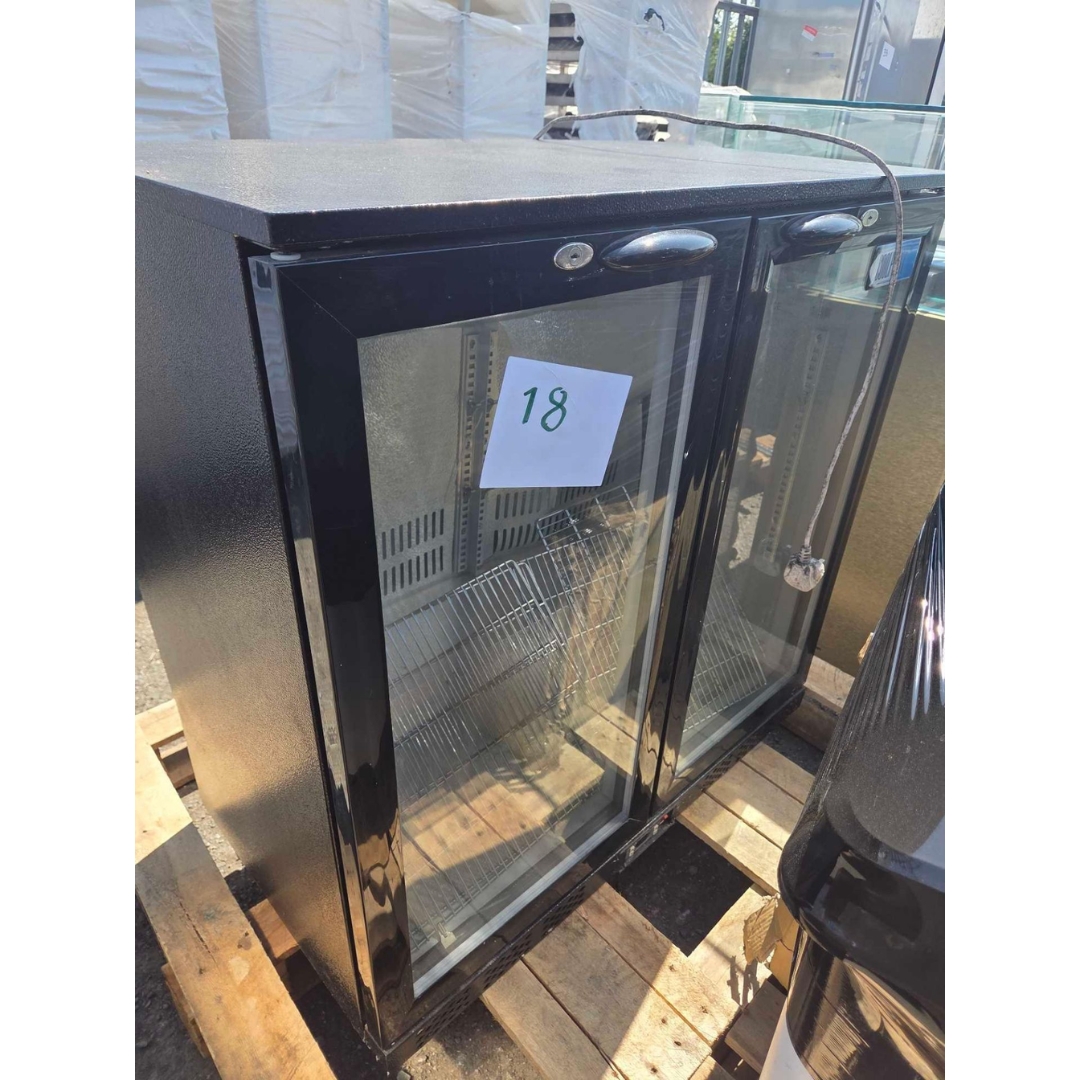 KLauctions's tweet photo. Surplus catering equipment from an internationally renowned chocolatier 🍫

🛠️ Starting bids just £2
🚫 No reserves
📍 Collection only

Grab a bargain before it’s gone! → Link in bio!

#chocolatier #chocolatelove #warehouseclearance #auction #surplus #stainlesssteel https://t.co/Tcc12IMoBh