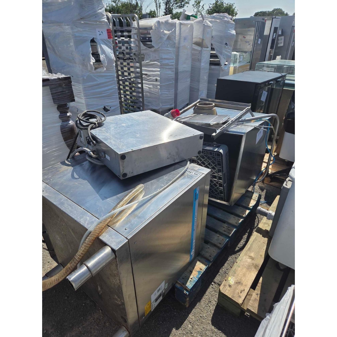 KLauctions's tweet photo. Surplus catering equipment from an internationally renowned chocolatier 🍫

🛠️ Starting bids just £2
🚫 No reserves
📍 Collection only

Grab a bargain before it’s gone! → Link in bio!

#chocolatier #chocolatelove #warehouseclearance #auction #surplus #stainlesssteel https://t.co/Tcc12IMoBh