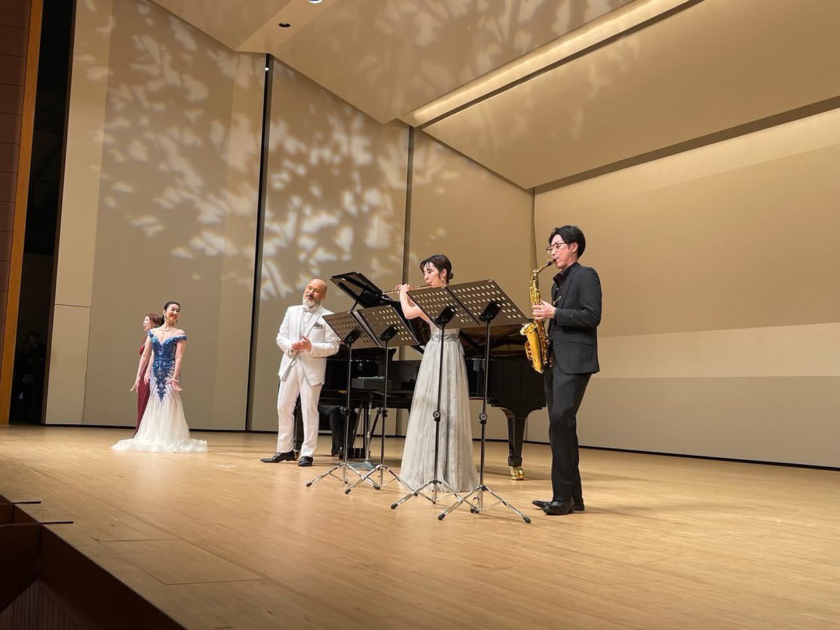 島根県　大田市での公演
無事に迎えられました❣️

共演者の皆様
そして
主催の皆様、スタッフの皆様
本当に有難うございました♪

個人的には６月、怒涛の本番続き
体力も、脚も、バランス感覚も
全てギリギリ🥲

でも

2023年の再発以来
初㊗️
移動も独歩
さらに、リハーサルから