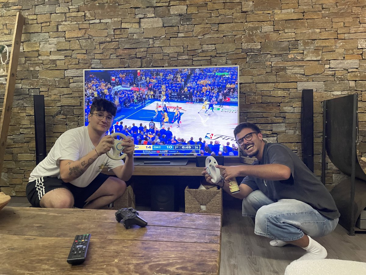 manufoz_'s tweet photo. #LasFinalesDeTodaLaVida https://t.co/qn5B79E79d