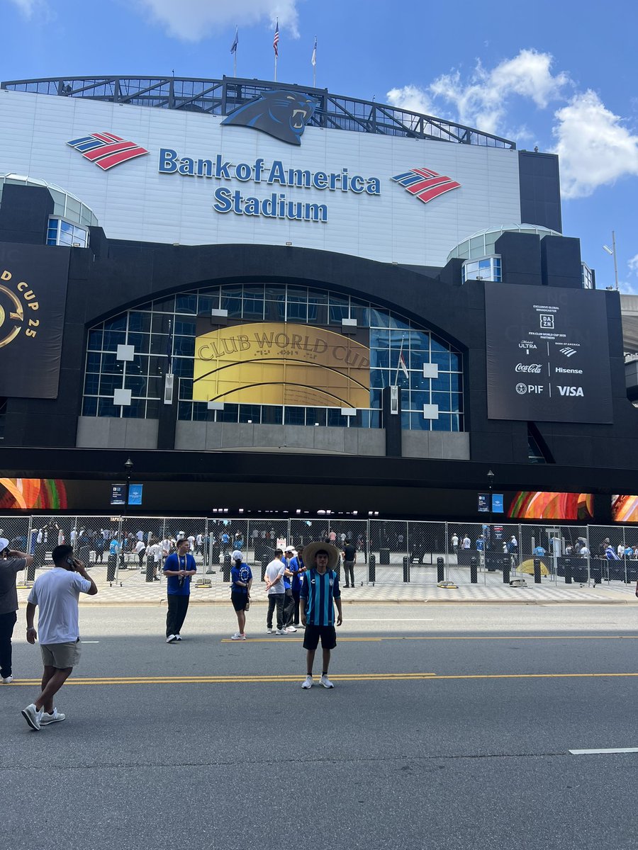 a__garciaa1's tweet photo. Trip to Charlotte to watch my two favorite football clubs #RMAPAC https://t.co/pvqlXmqLWf