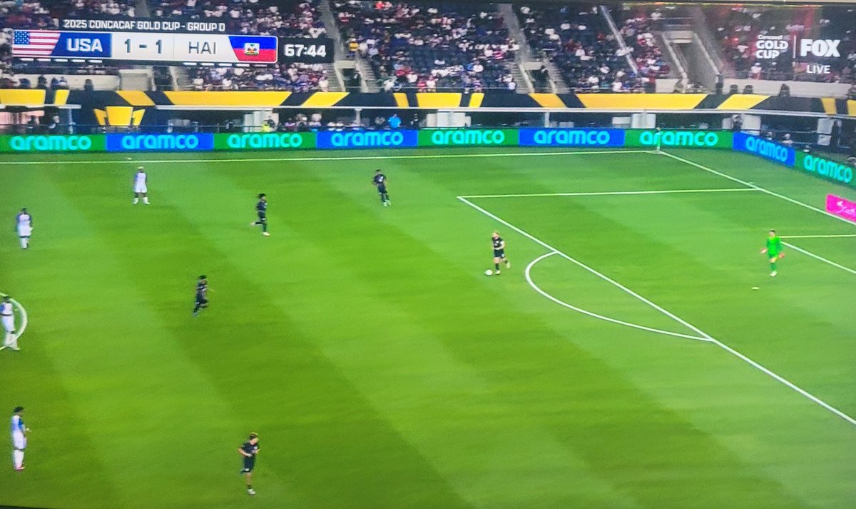 TimKolacz's tweet photo. USA just hot screwed
@ussoccer Onside, Ball to Hand https://t.co/pBuYXuPzds