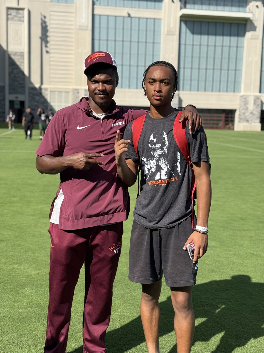 jusash4's tweet photo. Had a amazing time at vtech ima post the other videos @HokiesFB https://t.co/UNkenbiXvr