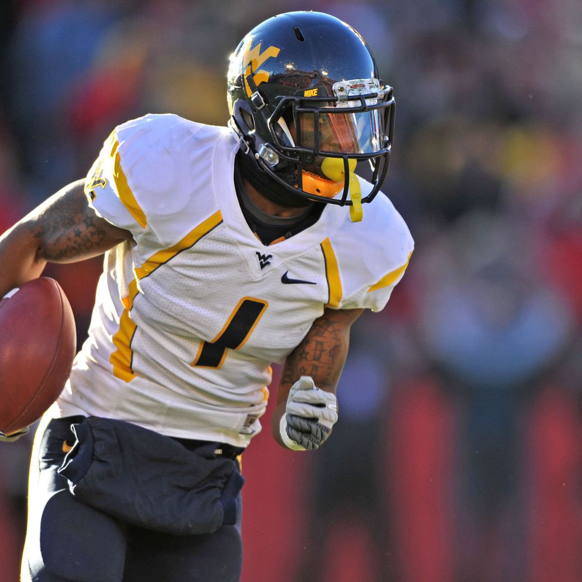 s1imreaper1_'s tweet image. Blessed to receive an offer from West Virgina University‼️ #GoMountaineers @beyond_grind @CoachRodWest @WestVirginiaU @CoachRGarrett @BankstonNic @theBAFootball @samspiegs @TomLoy247 @ChadSimmons_ @CSmithScout