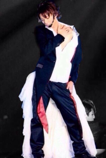 KisMyFt2_MAGFACT #藤ヶ谷太輔 『CHEAT』のパリコレみたいな演出の衣装