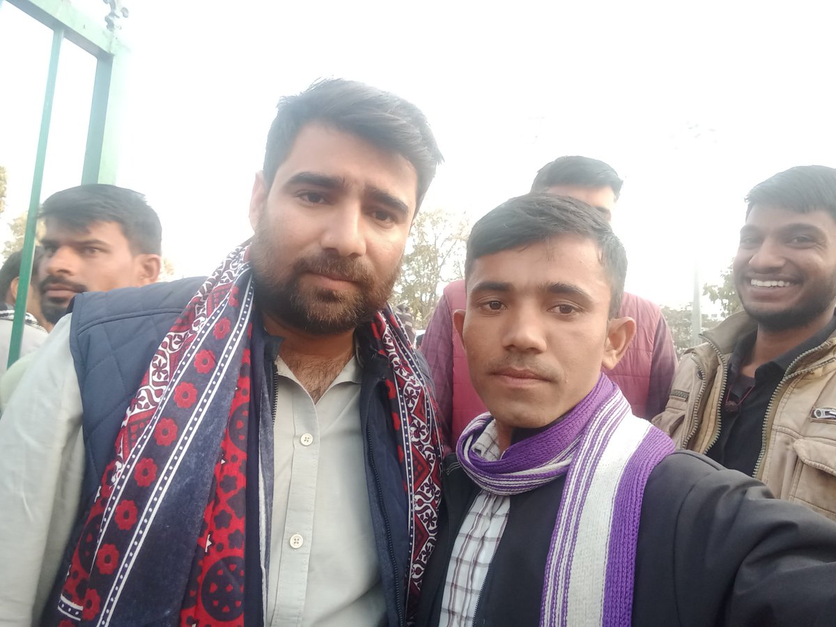 कल से देख रहा हूँ कि कुछ लोग राजस्थान Nsui अध्यक्ष भाई 
<a href="/VinodJakharIN/">VINOD JAKHAR</a>
 जी के लिए कुछ लोग आपत्ति जनक भाषा व उनके बारे में गलत लिख रहे हैं ,

उनको में कहना चाहता हूँ विनोद जाखड़ संघर्ष से  निकला वह नाम हैं जिसके संघर्ष से हर कोई वाकिफ है ,

युवाओं की पहचान हैं। 
#विनोद_जाखड़