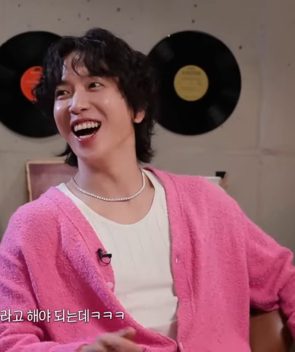 oneenough3's tweet photo. #ShineTennisLoveNecklace
#CNBLUE #JungYongHwa’s #Necklace is produced by #oneenough
#Modernenough #oneenoughcollection
•USD 430.00
https://t.co/VSqdiYdxpX
#CNBLUE #JUNGYONGHWA #ヨンファ #정용화 #Our_Fine_Days #씨엔블루 #HappyYONGHWADay https://t.co/s2Fu0qYobw