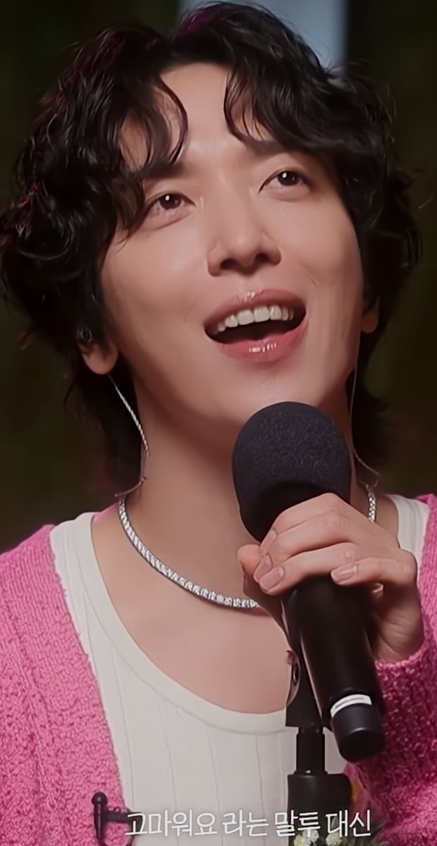 oneenough3's tweet photo. #ShineTennisLoveNecklace
#CNBLUE #JungYongHwa’s #Necklace is produced by #oneenough
#Modernenough #oneenoughcollection
•USD 430.00
https://t.co/VSqdiYdxpX
#CNBLUE #JUNGYONGHWA #ヨンファ #정용화 #Our_Fine_Days #씨엔블루 #HappyYONGHWADay https://t.co/s2Fu0qYobw