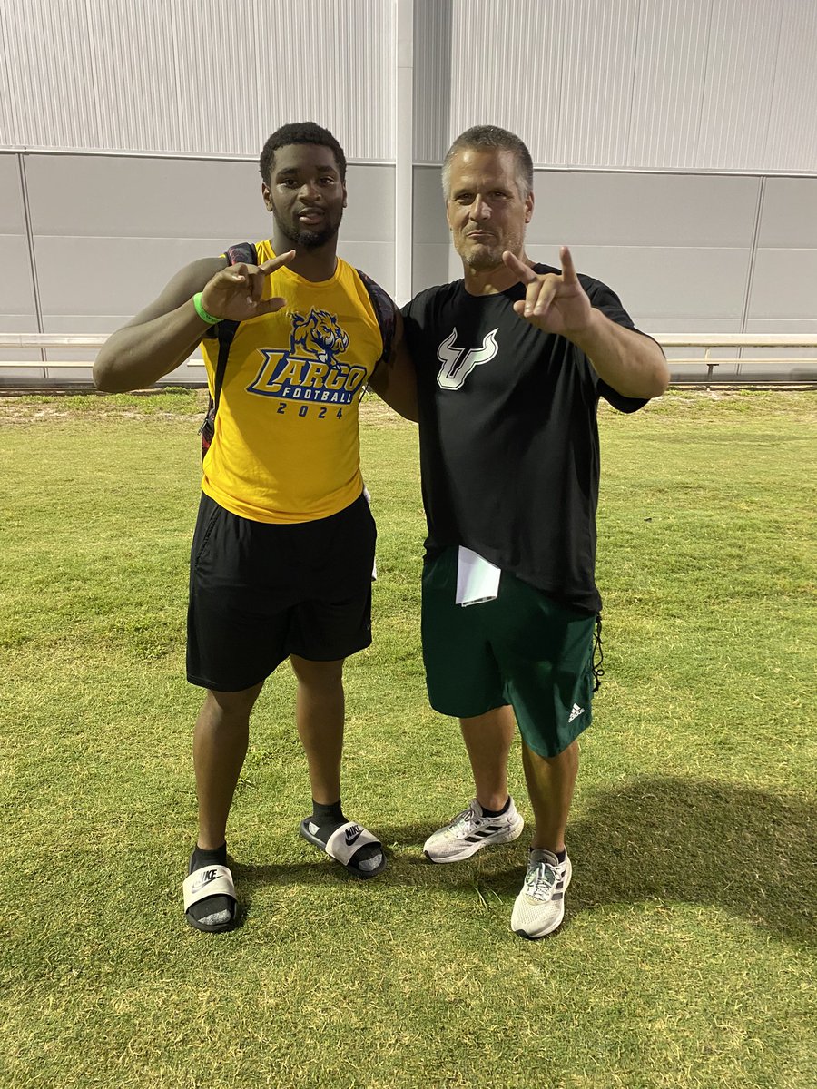 Travis_rack's tweet photo. Great camp today at @USFFootball thank you for having me out today @ToddOrlandoUSF and being able to show you my skills. Go bulls https://t.co/pc24wcQmmb