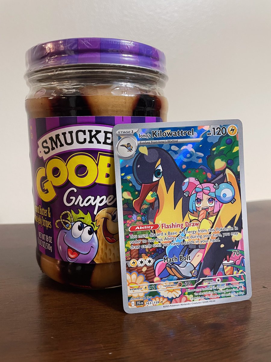 🎉🚨GIVEAWAY🚨🎉

#PokeCardsDaily givvy!🫶🏼 (explanation below) One lucky winner will get this disgusting sealed jar of Smuckers Grape Goober in addition to this Iono’s Kilowattrel!🤟🏼

How to join:
♥️ Like
♻️ Repost

⏳WINNER ANNOUNCED June 25th @ 8:00pm EST⏳