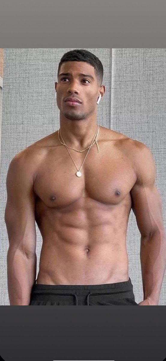 “Everything about him said ‘peaceful’—but his body said ‘problem.’ #QuietStorm #EveningEnergy”