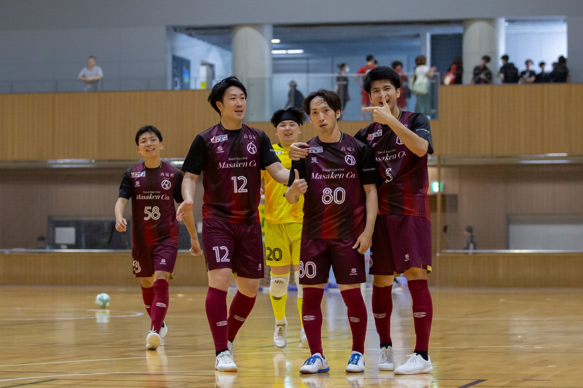 opafutsal's tweet photo. Play Back①📸
vs ペスカドーラ町田アスピランチ
#sryev
#真建
#いそはた接骨院
#高電社
#ひかりペイント
#obata co.,ltd
#トミー松戸
#マルコフットサル
#ゼナン
#comfortable Noise
#FIVE CORE JAPAN
#シンマテリアルワン https://t.co/vrc68IfD09