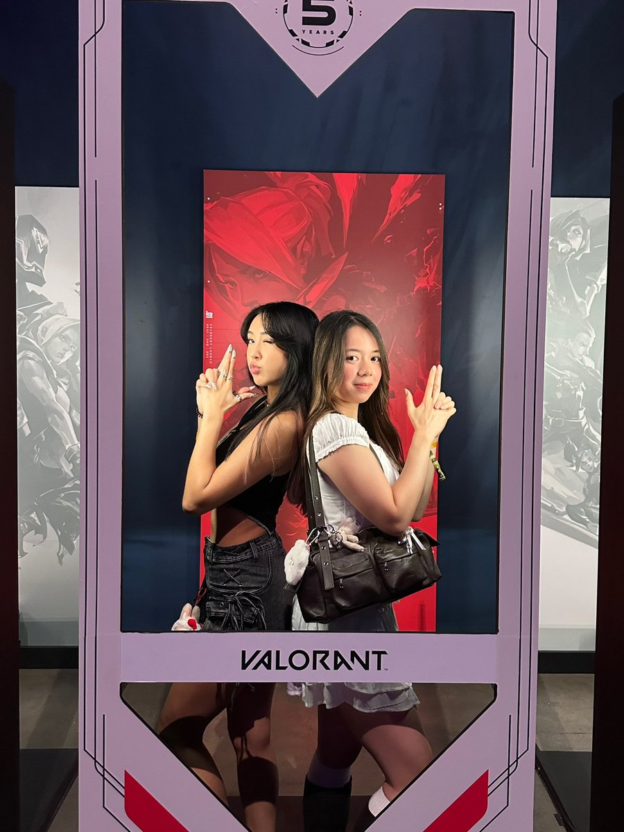 Lena Lemon |りな tweet media