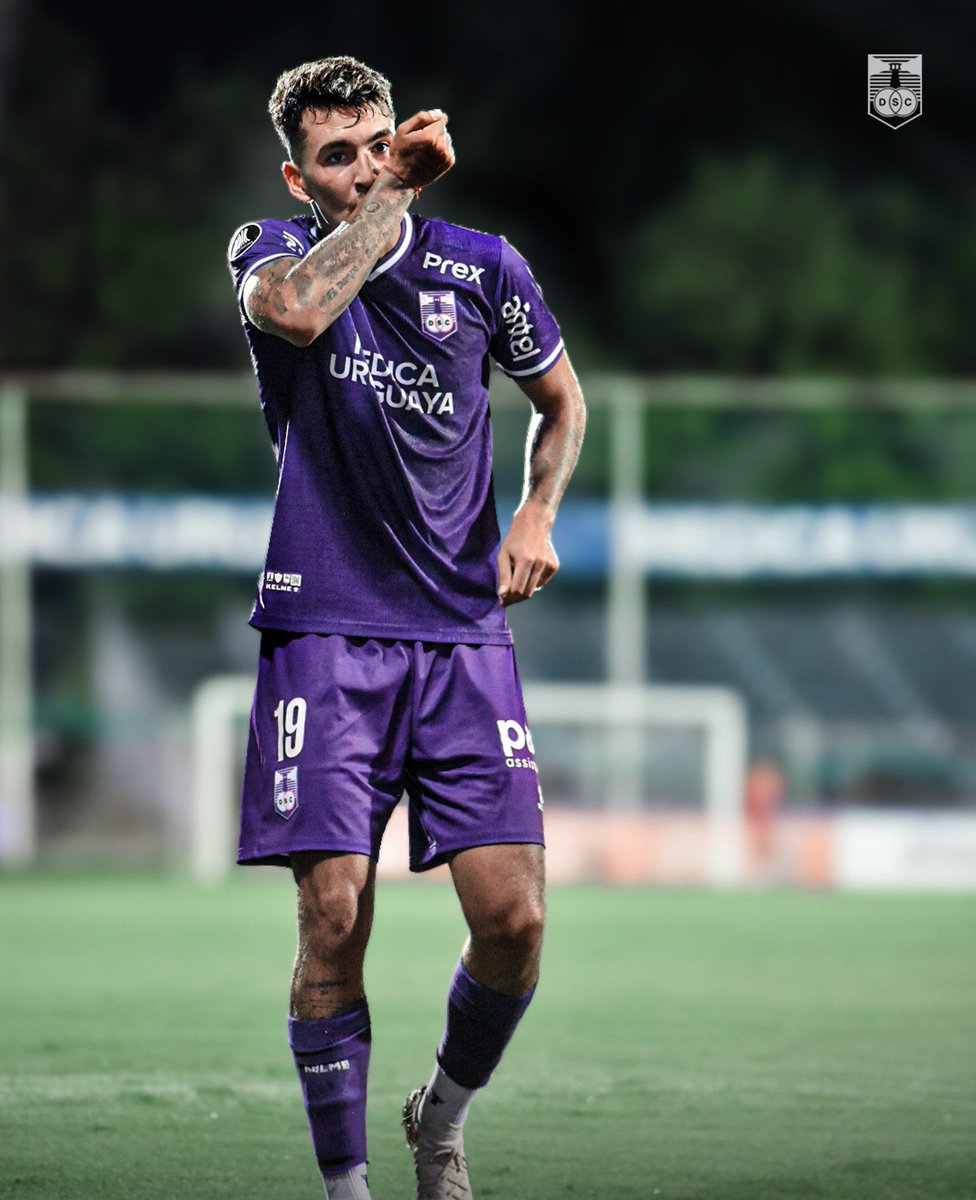 💜 Triunfazo de Defensor en el Franzini, venciendo 2-1 a Cerro con doblete del hijo del Tigre 🐯 Diego Abreu

📈 El equipo del Innombrable hace terrible Intermedio: 13 puntos y un partido pendiente

🤔 El gol de Cerro era válido (De los Santos habilita) y para mí NO FUE PENAL