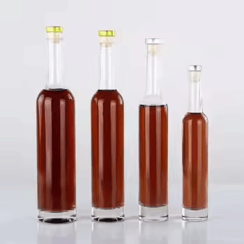 RuishengCo's tweet photo. 200ml,375ml,500ml,700ml,750ml,1000ml sizes for gin/vodka/whiskey—custom designs & deep processing (spraying/screen printing) available. Ultra-clear super flint glass for premium vibes.
Which size fits your brand? #SuperFlintGlass #LiquorBottles #PackagingGoals #GlassBottle https://t.co/gvktvmB8Tz