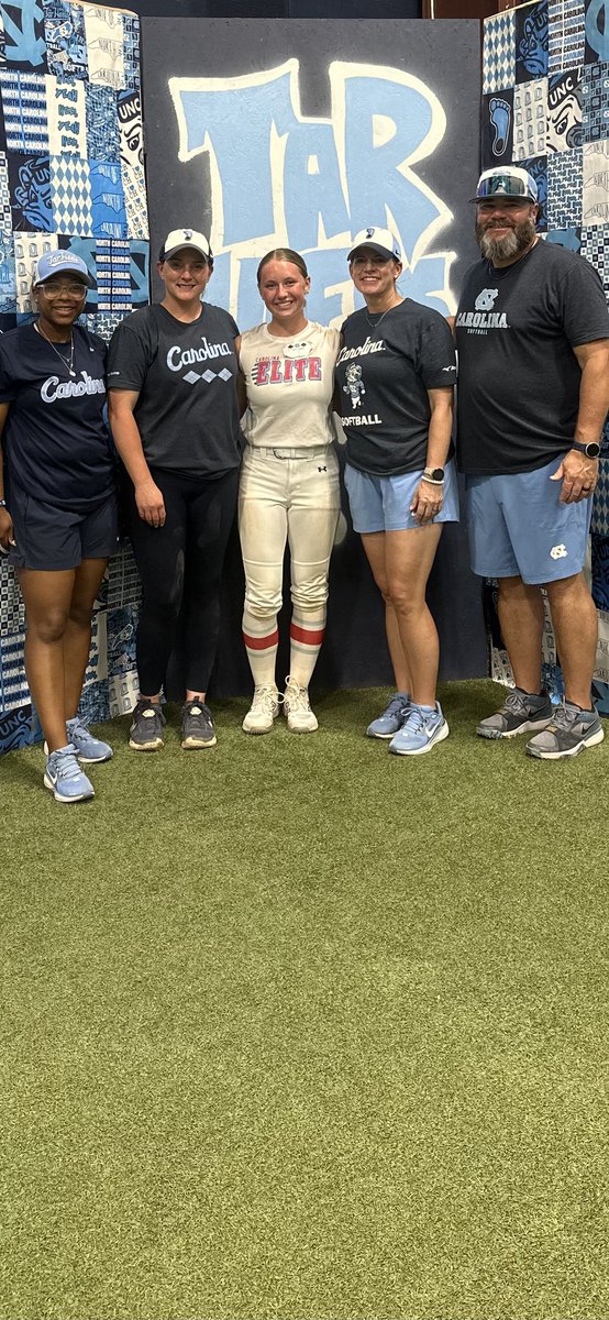 Dera Loudy (3B/SS/OF) (@deraloudy2029) on Twitter photo Worked hard in the heat at the Tar Heel Elite Prospect 2 day camp on 6/17 and 6/18. Good to hear feedback and scrimmage against new players. <a href="/UNCSoftball/">Carolina Softball</a> #coachsmithlyon #coachlyon #coachholub #coachjames Thanks to #coachholden with <a href="/ClaflinSoftball/">Claflin University Softball 🐾🧡</a> for helping my team. Worked hard in the heat at the Tar Heel Elite Prospect 2 day camp on 6/17 and 6/18. Good to hear feedback and scrimmage against new players. <a href="/UNCSoftball/">Carolina Softball</a> #coachsmithlyon #coachlyon #coachholub #coachjames Thanks to #coachholden with <a href="/ClaflinSoftball/">Claflin University Softball 🐾🧡</a> for helping my team.
