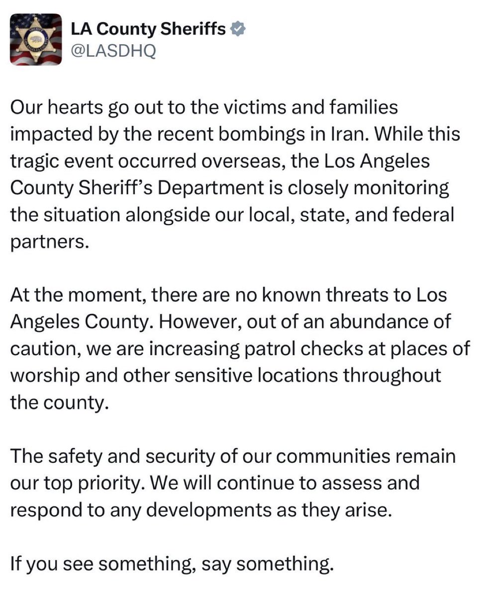 .<a href="/LASDHQ/">LA County Sheriffs</a> just deleted this post. 

Strange