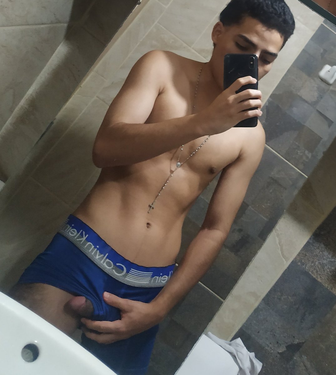 Nuevo videito 💦t.me/+3WBZsLH9klphZ…
Chudai🍆🍑