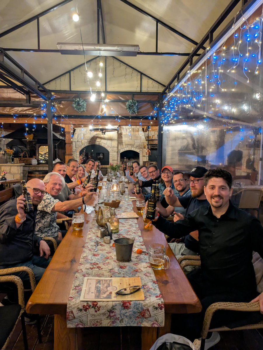 Bitcoin Bundesverband (@btcverband) on Twitter photo 🚀 Unser Business Dinner im Rahmen der <a href="/BTCPrague/">BTC Prague</a> war ein voller Erfolg!
15 Teilnehmer*innen unserer Mitgliedsunternehmen nutzten die Gelegenheit für perfektes Networking und wertvollen Austausch.
Vielen Dank an alle, die dabei waren!
🙌 Das Format kommt definitiv wieder! 🚀 Unser Business Dinner im Rahmen der <a href="/BTCPrague/">BTC Prague</a> war ein voller Erfolg!
15 Teilnehmer*innen unserer Mitgliedsunternehmen nutzten die Gelegenheit für perfektes Networking und wertvollen Austausch.
Vielen Dank an alle, die dabei waren!
🙌 Das Format kommt definitiv wieder!
