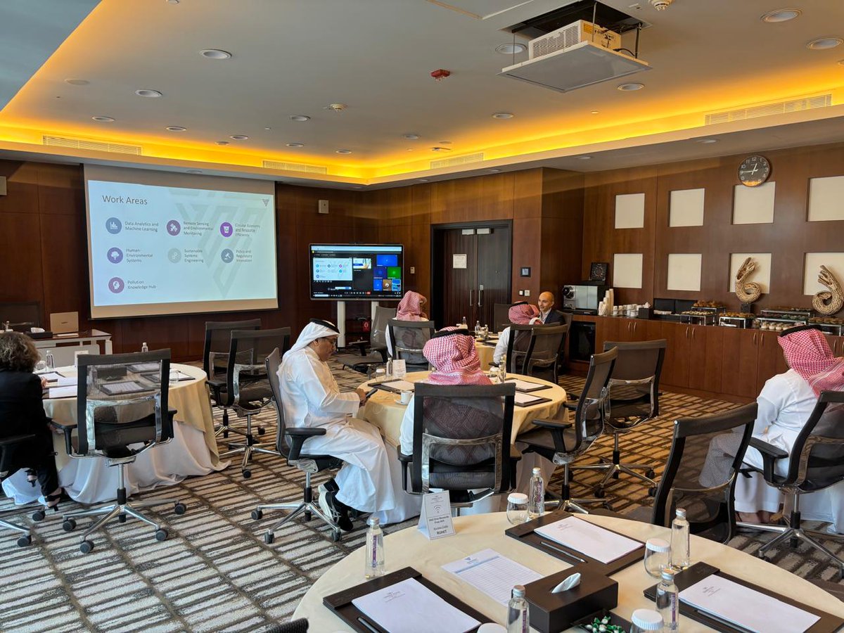 Jadarah_cc's tweet image. ✅ختام ناجح لورش العمل حول الاستدامة البيئية والتعاون بين القطاعات

نفخر بالإعلان عن النجاح الباهر لورشتَي العمل، اللتين أُقيمتا في 18 و19 يونيو 2025، بمشاركة نخبة من الجهات في القطاع غير الربحي والقطاع الخاص، وبالشراكة مع المركز الوطني للرقابة على الالتزام البيئي.

🔹 اليوم…