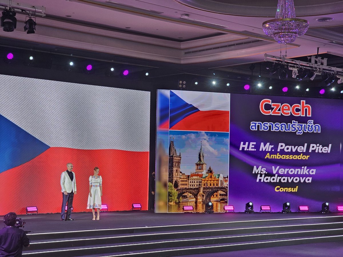 🇨🇿 Embassy was honored to take part in the 14th Celebration of Silk on 21 June 2025.
Amb P.Pitel &amp; Consul V.Hadravová as Honorary Models at this prestigious event.
Appreciation to lecturers and students of <a href="/thammasat_uni/">Thammasat University</a> for the exquisite design &amp; tailoring of attire.