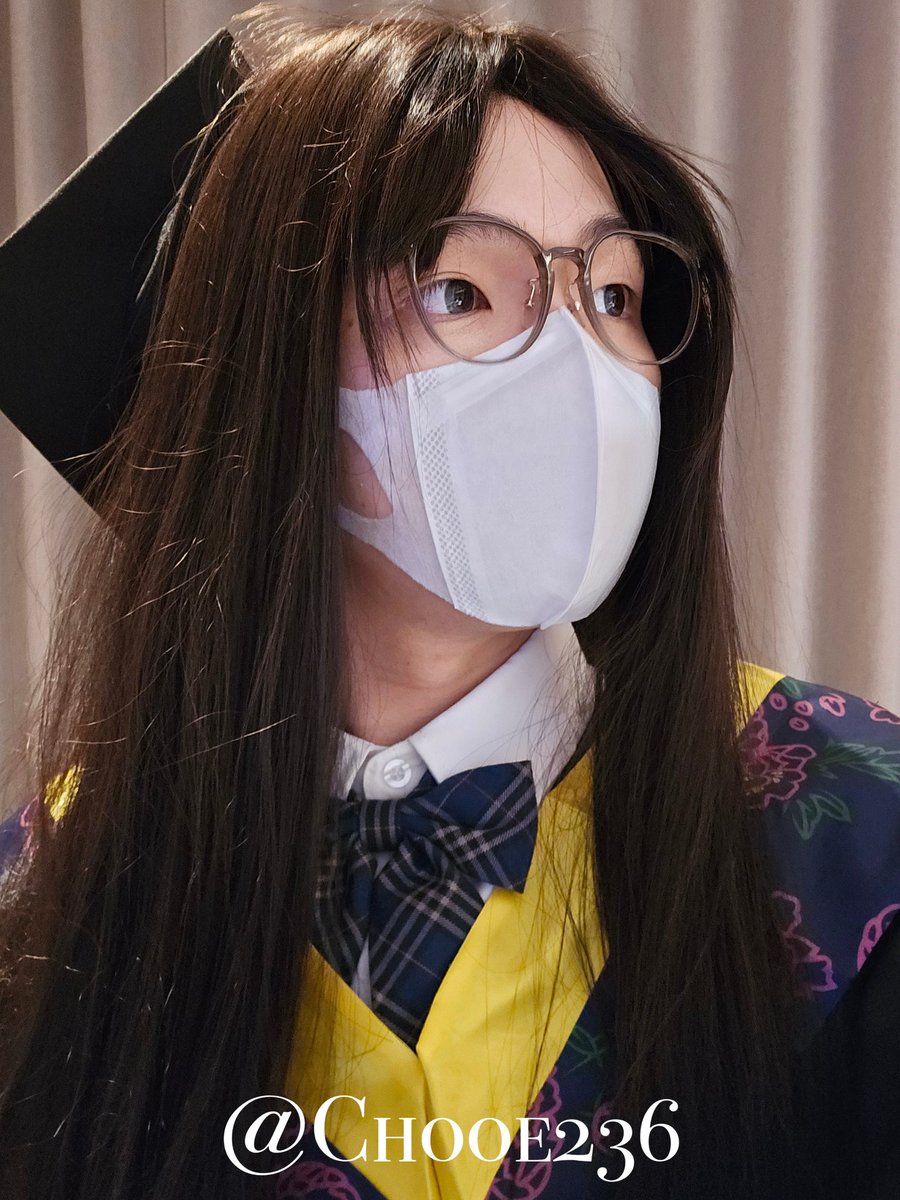 一组女装毕业照
😳磕磕碰碰的四年总算结束啦~但朵朵还是非常不舍
#男娘 #男娘cd