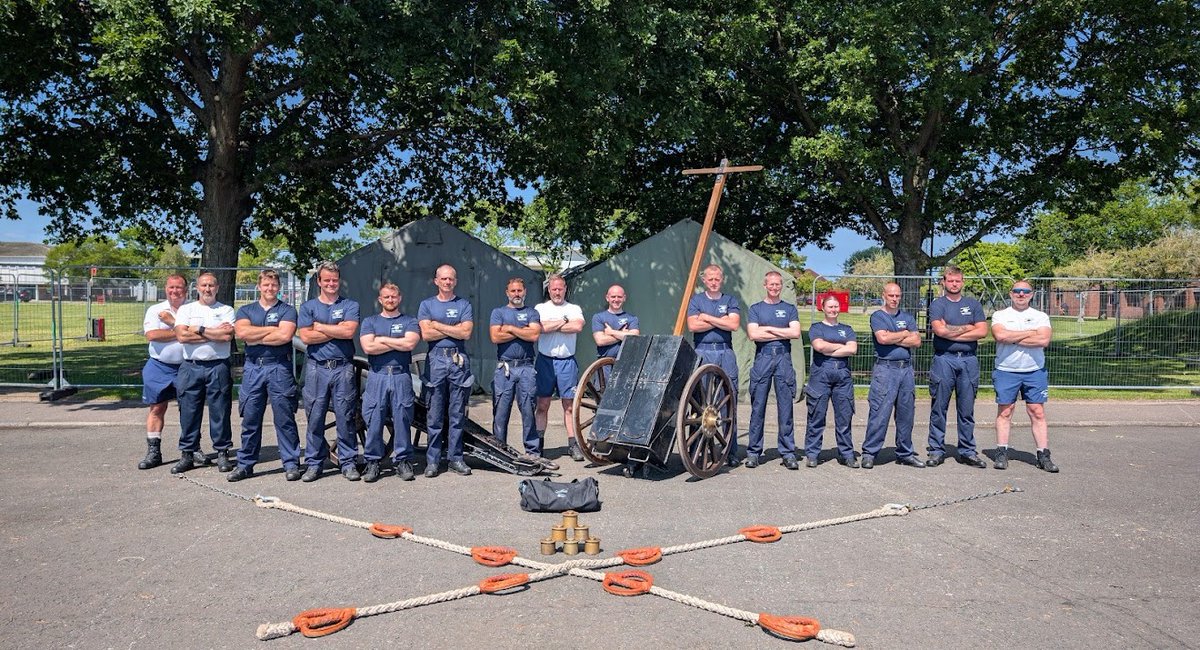 MRFGCrew's tweet image. The MRFG Crew are buzzing for HMS Collingwood’s open day this weekend!!
Catch us bringing the heat!
#letsgo @rnfieldgun @rnrmcharity