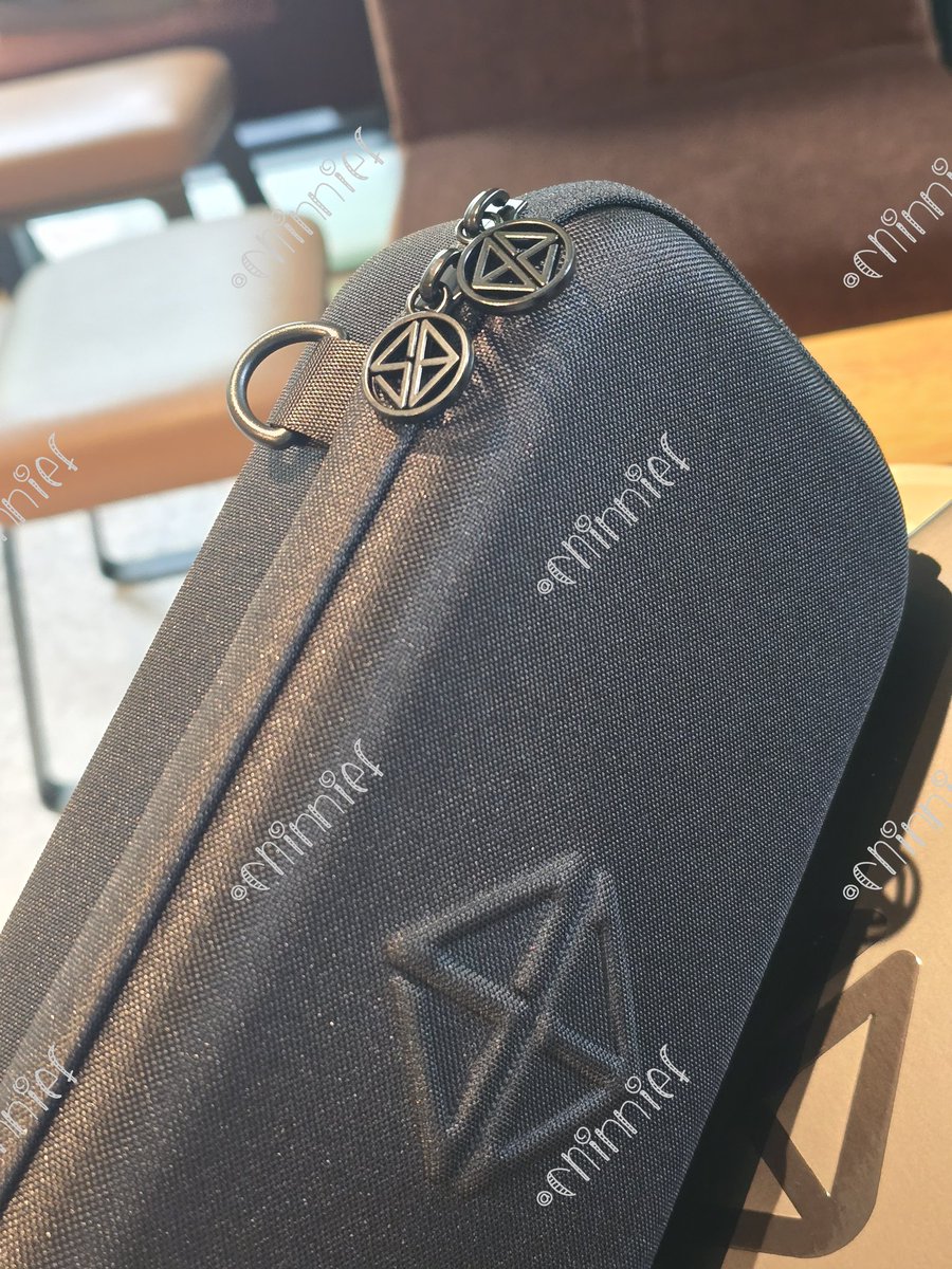 chinnieF's tweet photo. The details nung Elesbi Bag though 🥹🥹🥹 @SB19Official 

#SB19 https://t.co/LVDUF2eqpc