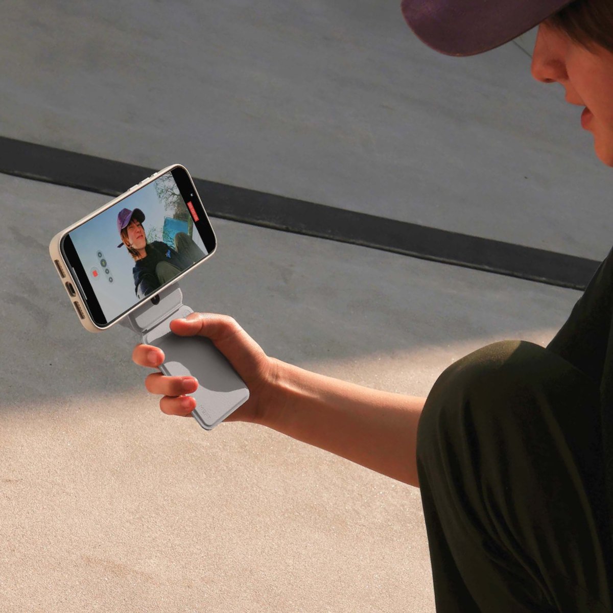 livedoornews's tweet image. /
人気商品「MOFT 8-in-1多機能スタンド」
2名様にプレゼント🎁
\
・@JpMoftと@livedoornewsをフォロー&この投稿をRP
・7/7(月)18時〆切
・当選者には編集部からDMでご連絡
▼新商品「MOFTダイナミックフォリオ」の詳細はこちら
news.livedoor.com/article/detail… #PR