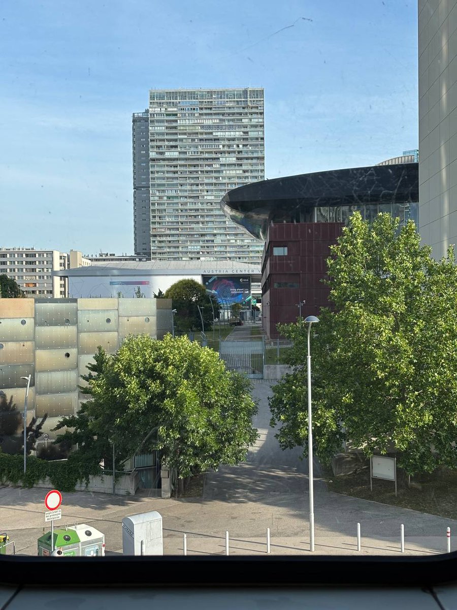 SimonettaCheli's tweet image. New Living Planet Symposium... new profile pic! 

If you are joining us today in Vienna, don&apos;t miss the opening session, which will also be streamed on esawebtv.esa.int 📺
#LPS25