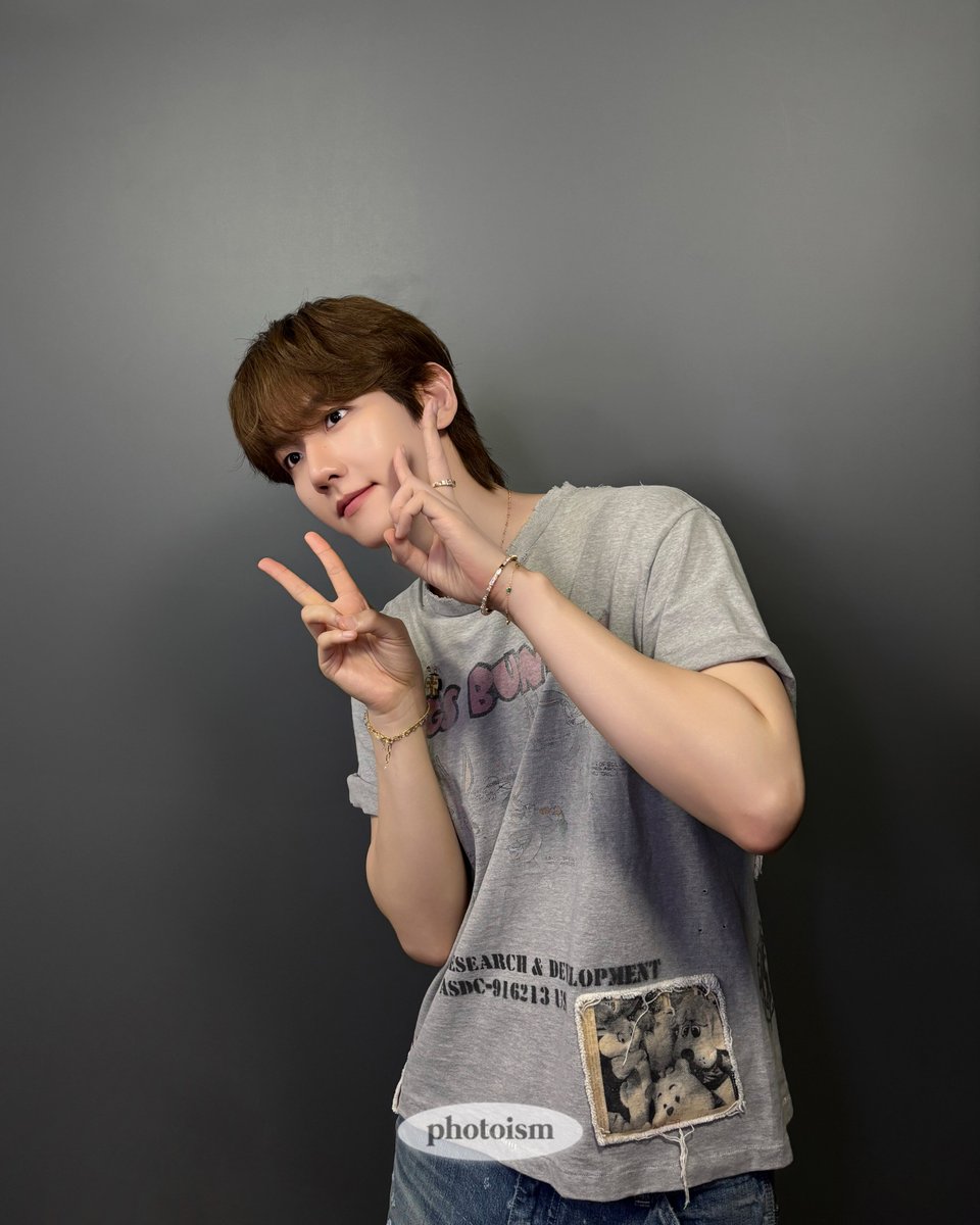 PHOTOISM X BAEKHYUN

하늘이 두 쪽 나도 ☁
백현 같은 천재 아이돌은 더 이상 없다 ..

ONE AND ONLY
JUST 백현만 사랑해 💌

#포토이즘 #백현

ONLY IN PHOTOISM