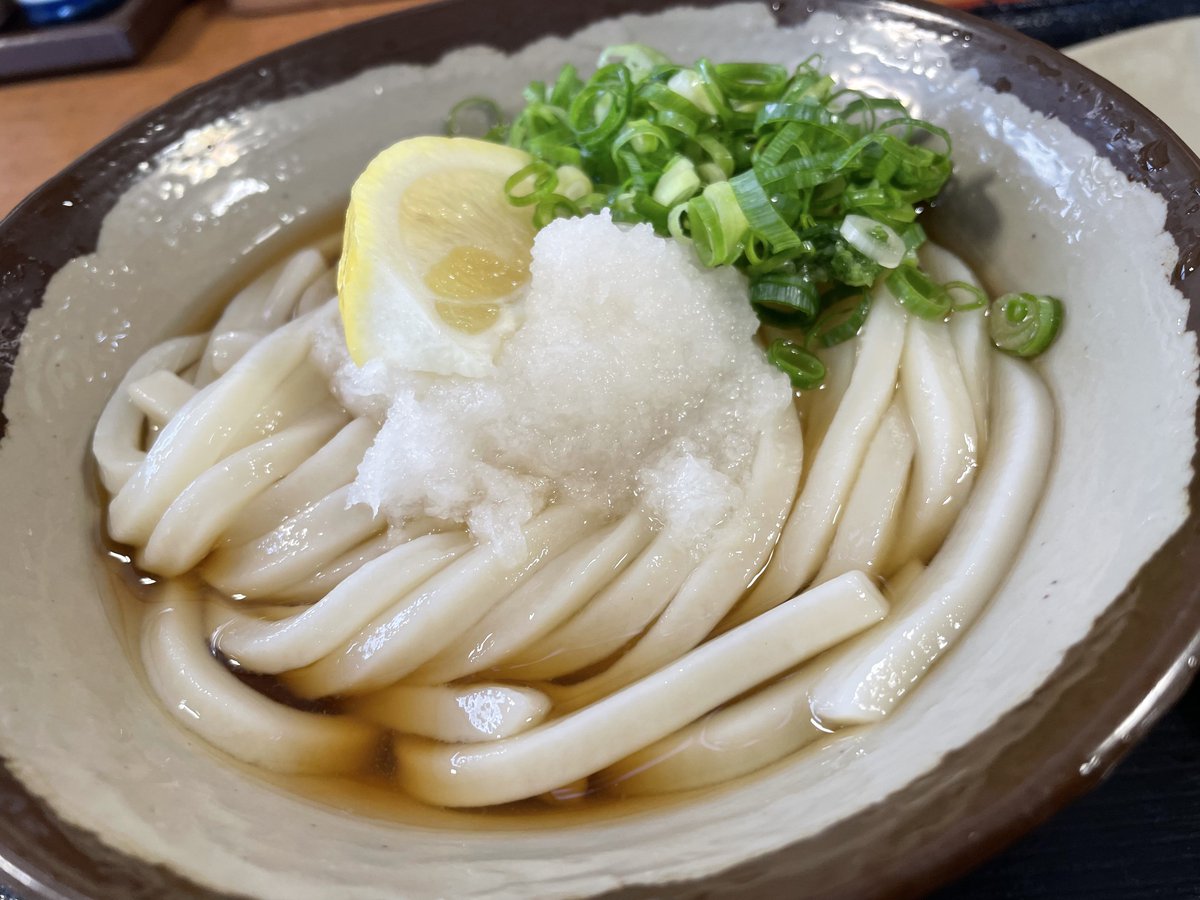 Gigio_jp's tweet photo. (´-`).。oO(さ、最後だから…ラストうどん…。く、苦しい…。)
プロ修斗香川大会 FORCE21
#shooto0622 #FORCE21 #修斗旅
◎ツイキャス https://t.co/W5eJWTUtYI https://t.co/DpUqLrg5xw