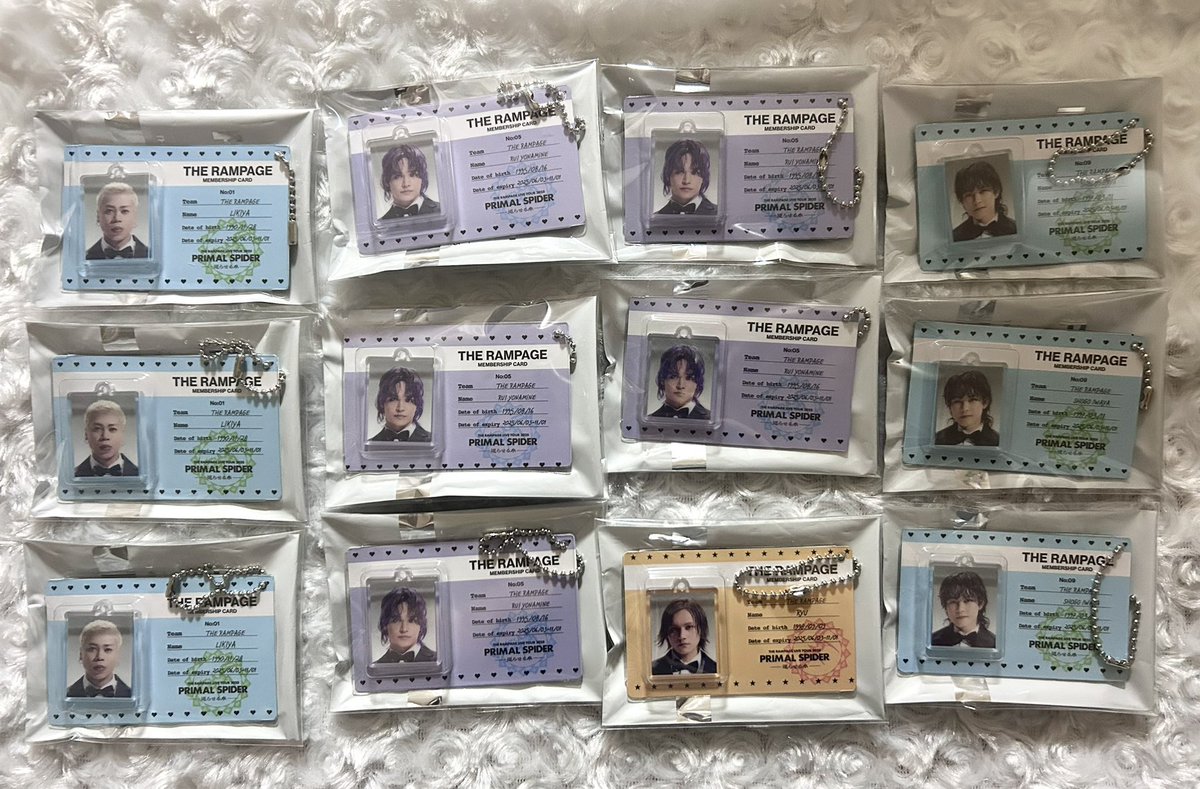THERAMPAGE LIVE TOUR 2025 "PRIMALSPIDER" ランペ グッズ ブリスターチャーム 交換

譲▶︎☆藤原樹 RIKU
岩谷翔吾 武知海青 龍 与那嶺瑠唯 LIKIYA

求▶︎吉野 or買取(金額ご提示下さい)

☆は吉野との交換のみ
無印は買取可能
交換可能な方いらっしゃいましたらリプorDMをお願い致します