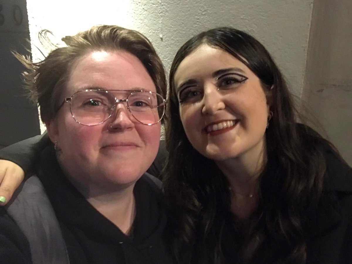 justTigs's tweet photo. @laurenaquilina wishing you a super duper HAPPY BIRTHDAY!! i hope you have a wonderful day filled with love, laughter and great food! 
love you lots!! 💙 https://t.co/gSMlYtS9OX