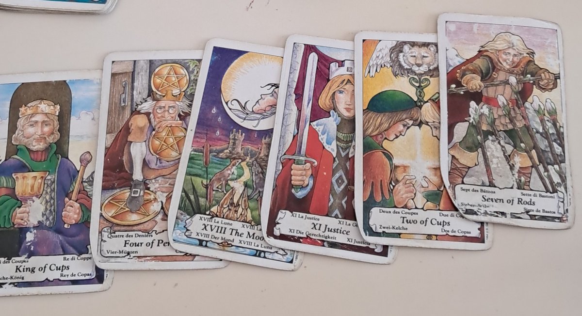 LowPriceTarot's tweet photo. My client reunited with her love! These cards are one of her recent readings with me. See the 'Two of Cups'? I knew he still had feelings for her! #twoofCups @tarotreading @LowPriceTarot https://t.co/FHTRMonl4J