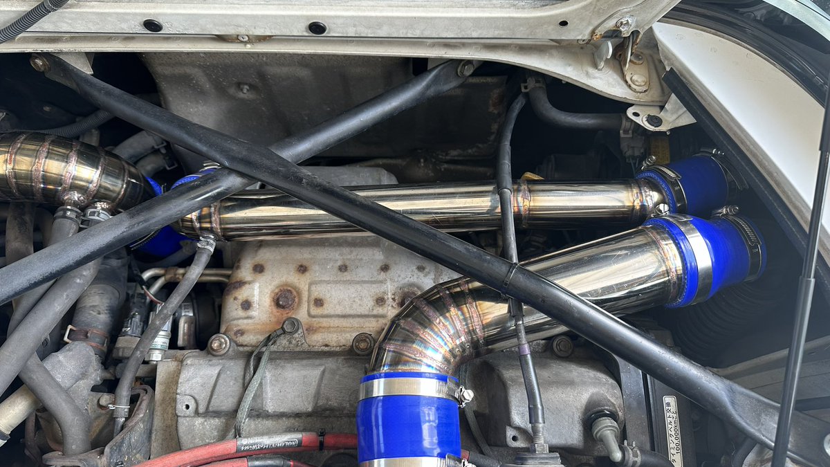 LittleBrave_96's tweet photo. MR2 GT-S
ワンオフサクション製作しました。

ステンレスでとの事でこのような感じに。
そして、バックタービン使用です。

アフターパーツも廃盤になってまして、今回ワンオフさせてもらいました。
無いものは作るです。 https://t.co/PcMu7R8FY7