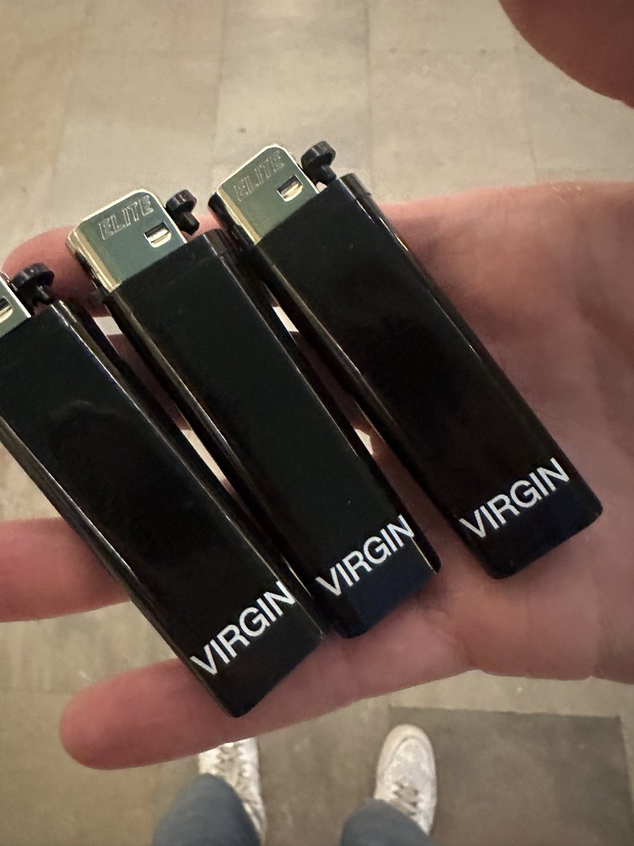eberman23's tweet photo. like… new prizes possessions are you fucking joking https://t.co/Z1IPvnmdfn