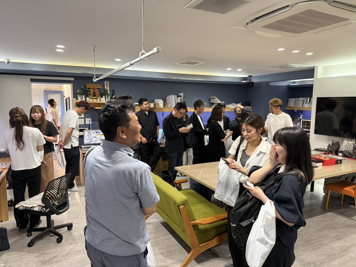 kaz_trustlead's tweet photo. 岡本工務店さま視察ツアー
無事終了しました！！

バス満席すぎて
車でお越しいただく形となってしまったりと、バタバタしましたが

参加者皆さまより満足度5段階評価で
5の評価をいただけ
大盛況でございました！！

参加特典が豪華すぎて
2回目開催のご依頼も頂戴してるので
また開催させていただきます！！