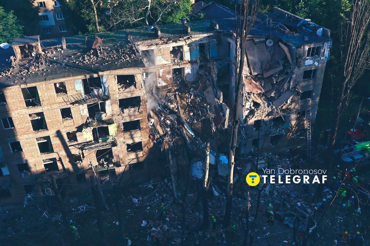 Nouvelle nuit d’horreur, de crime et de terrorisme à Kyiv… Qu’attendons-nous pour protéger et fermer le ciel de l’#Ukraine 🇺🇦 ? Chaque vie compte ❗️#skyshieldNOW