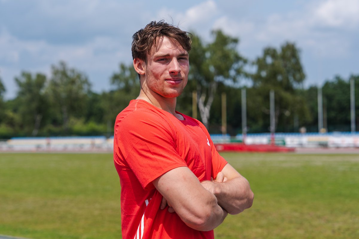 💬 Chcę pisać własną historię, a z trenerem stawiamy sobie ambitne cele 👉 mówi rekordzista Polski do lat 20 w wielobojach Hubert Trościanka 🏆

👉 Cała rozmowa 👉 bit.ly/HubertTroscian… 💻

<a href="/GrupaORLEN/">ORLEN</a>