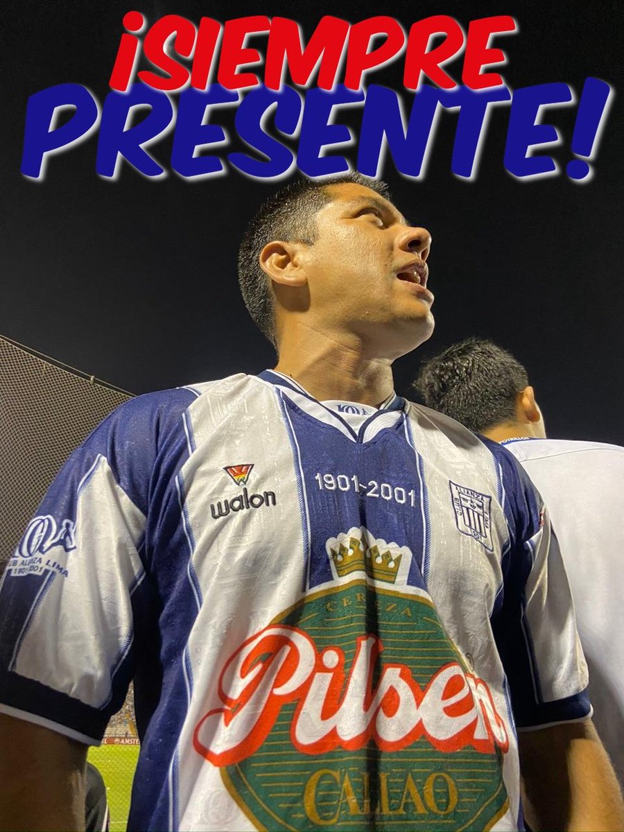 IronGrone's tweet photo. Te queremos y extrañamos un culo, chino. Y ya sabes, baja a Orlando 💙❤️💙 https://t.co/fwMcXokG9l