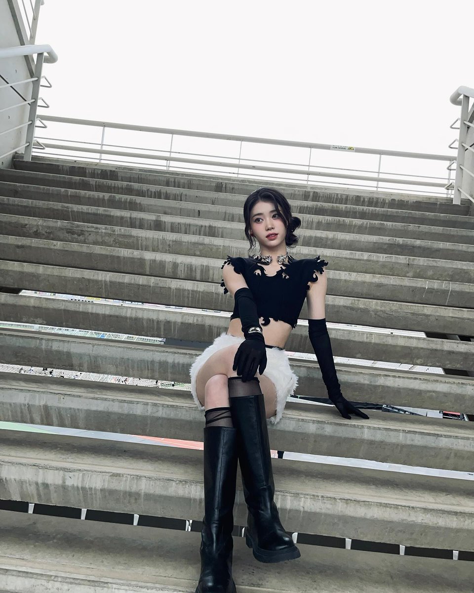 ⊹⠀⠀⢸⣦⡀⠀⠀⠀⠀⢀⡄
⠀⠀⠀⢸⣏⠻⣶⣤⡶⢾⡿⠁
⠀⠀⣀⣼⠷⠀⠀⠁  *Sera the star* ⟡.·
⠴⣾⣯⣅⣀⠀⠀⠀⠈⢻⣦⡀
⠀⠀⠀⠉⢻⡇⣤⣾⣿⣷⣿⣿ 
⠀⠀⠀⠀⠸⣿⡿⠏⠀
⠀⠀⠀⠀⠀⠟⠁⠀⠀⠀⠀⊹