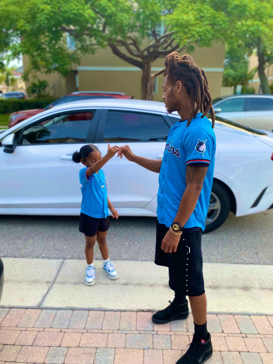 NewEra_Global1's tweet image. sh’t ain’t the same no more just protect who you Love ❤️‍🩹🦈💎 #threethree #turn #uno